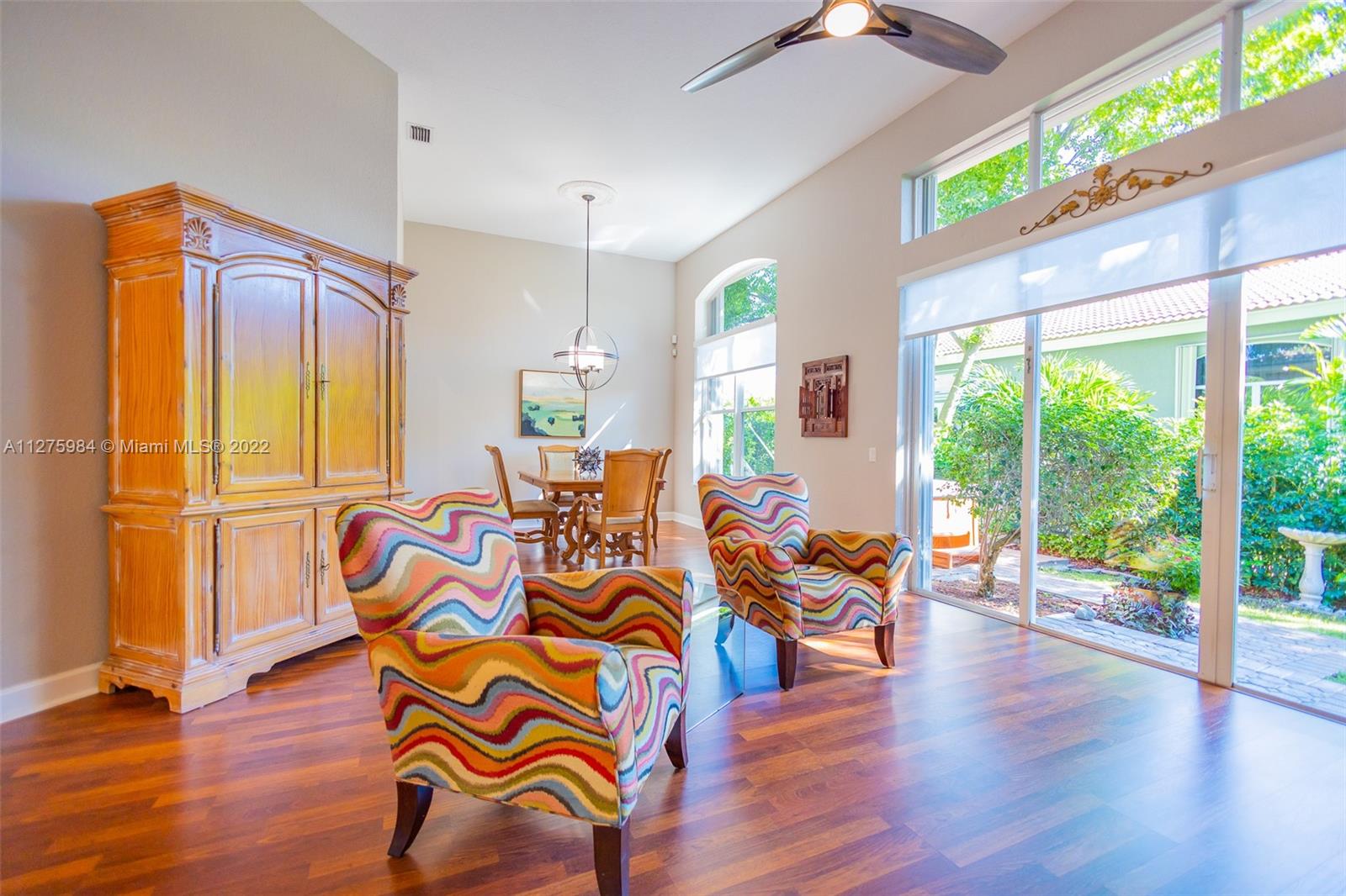 MARINERS COVE OF EAGLE LA - Residential