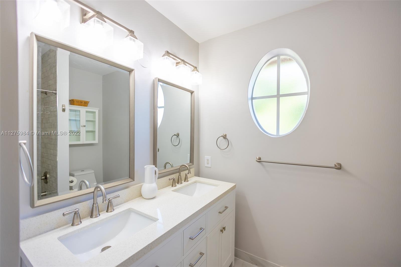 MARINERS COVE OF EAGLE LA - Residential