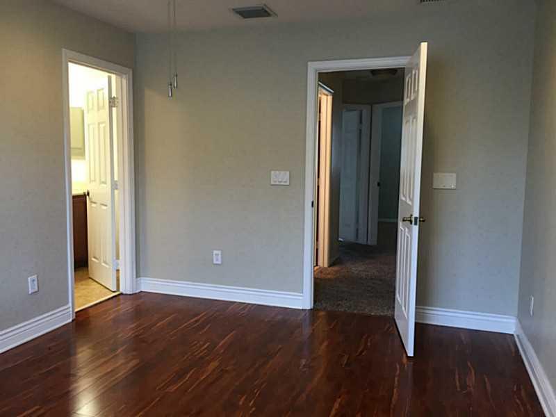 LYONS INDUSTRIAL PARK 71- - Residential Lease