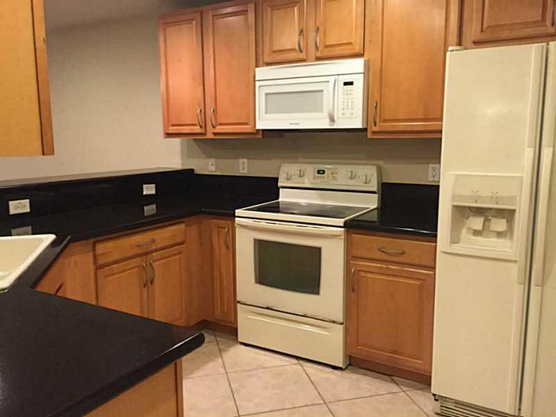 LYONS INDUSTRIAL PARK 71- - Residential Lease
