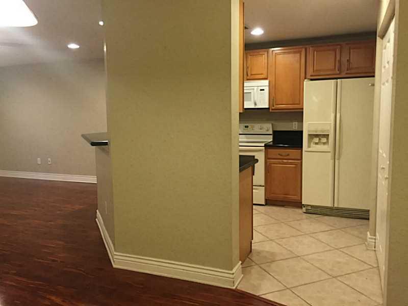 LYONS INDUSTRIAL PARK 71- - Residential Lease