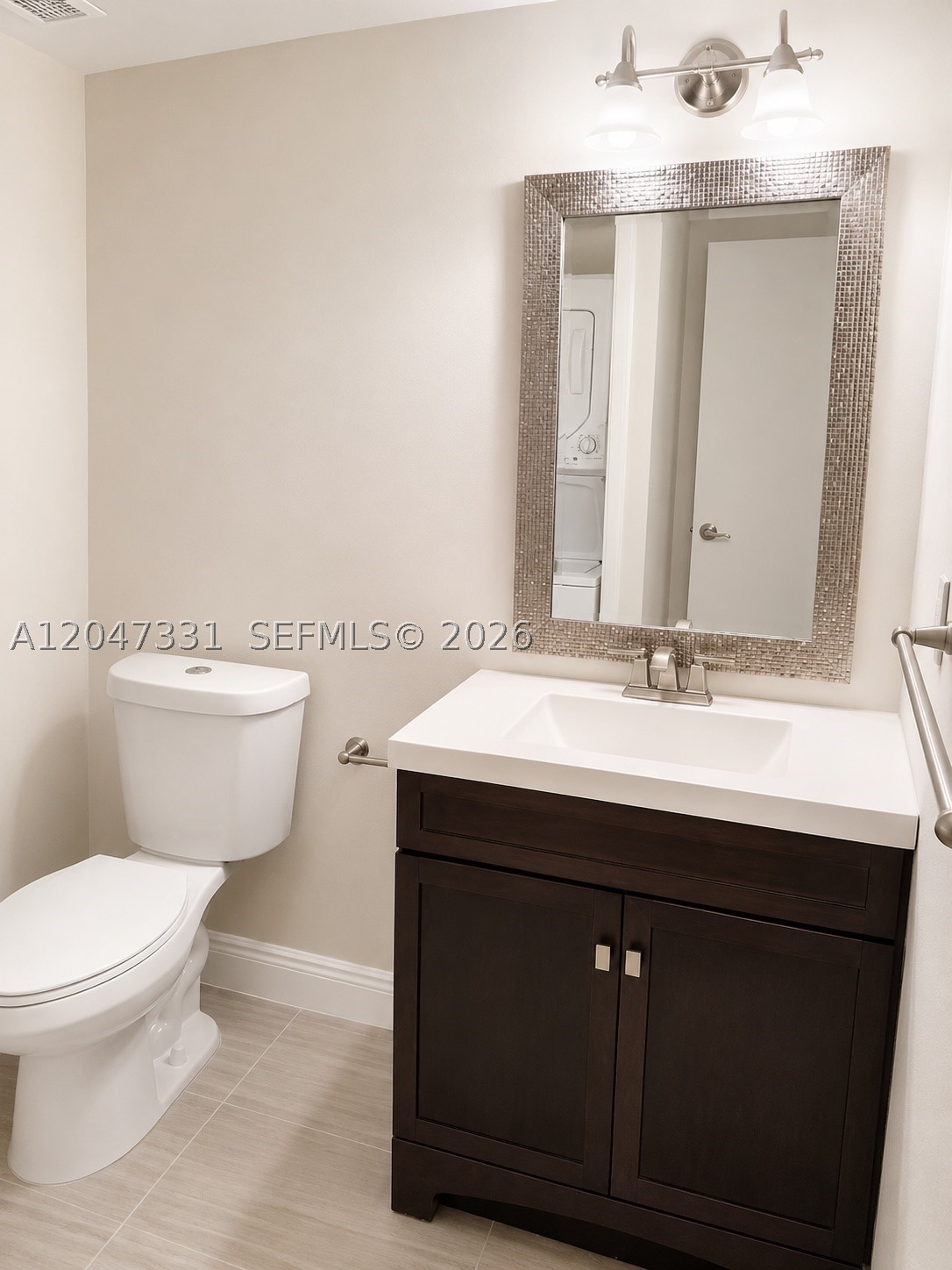 RACQUET CLUB APTS AT BONA - Residential