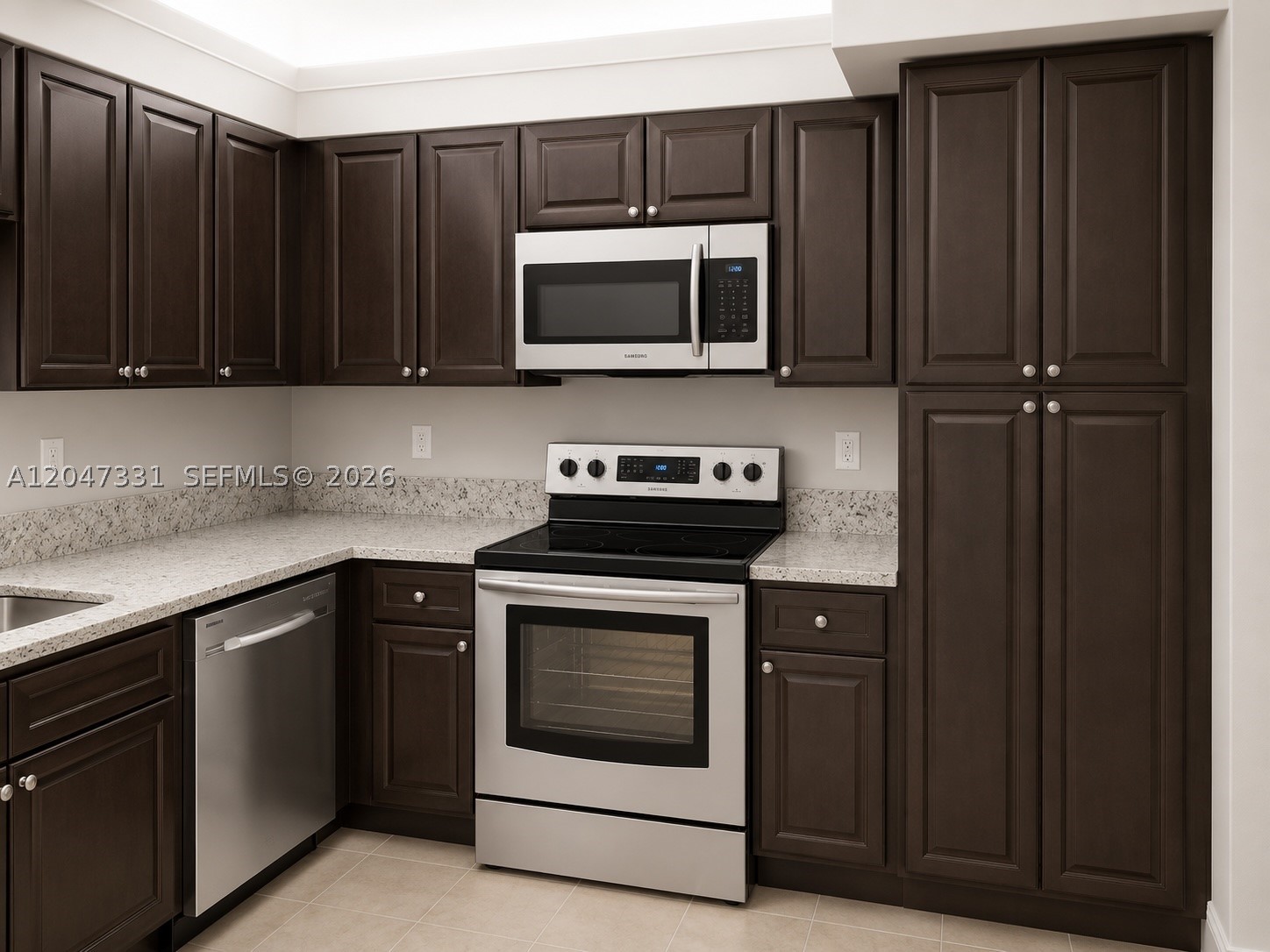 RACQUET CLUB APTS AT BONA - Residential