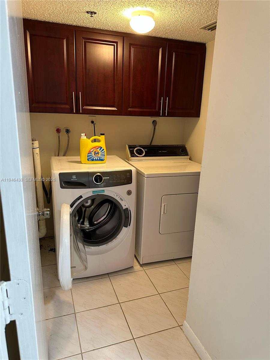 CYPRESS BEND CONDOMINIUM - Residential