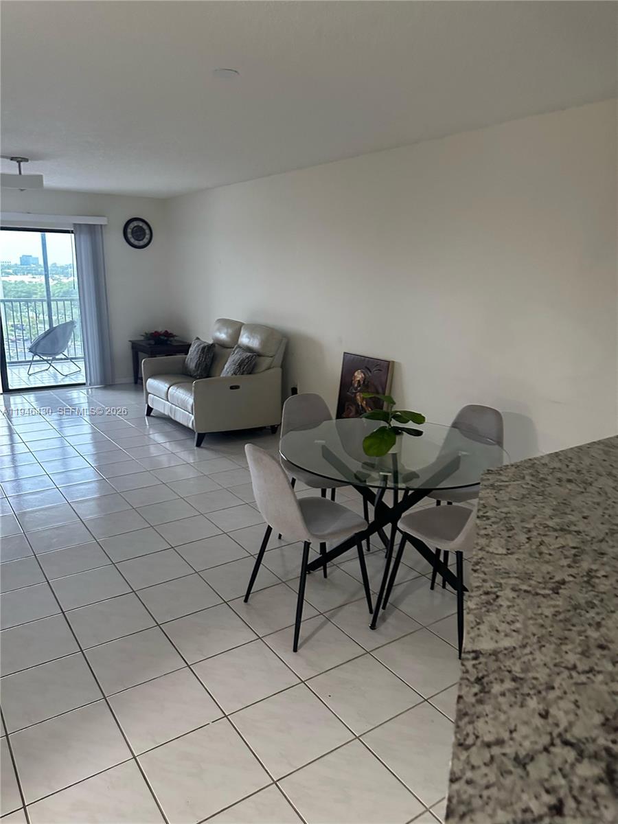 CYPRESS BEND CONDOMINIUM - Residential