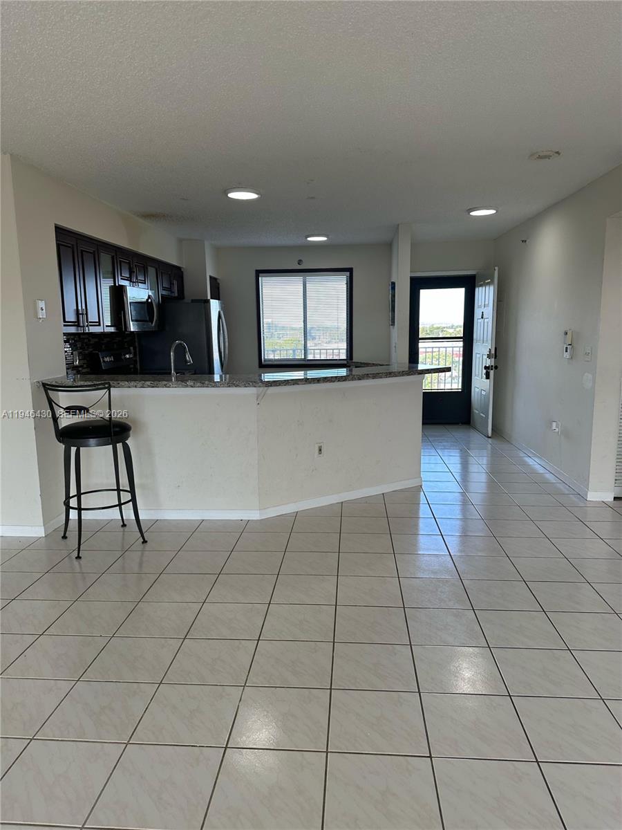 CYPRESS BEND CONDOMINIUM - Residential