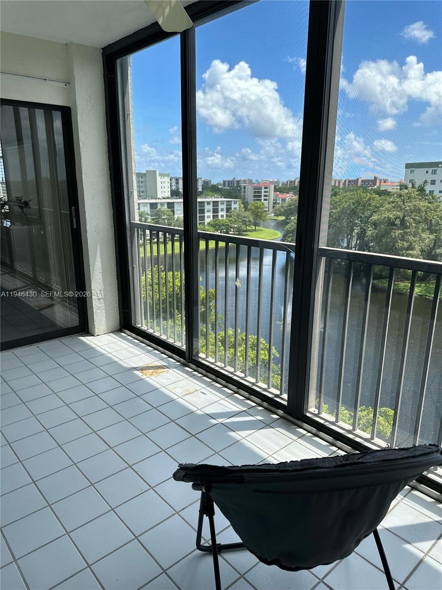 CYPRESS BEND CONDOMINIUM - Residential