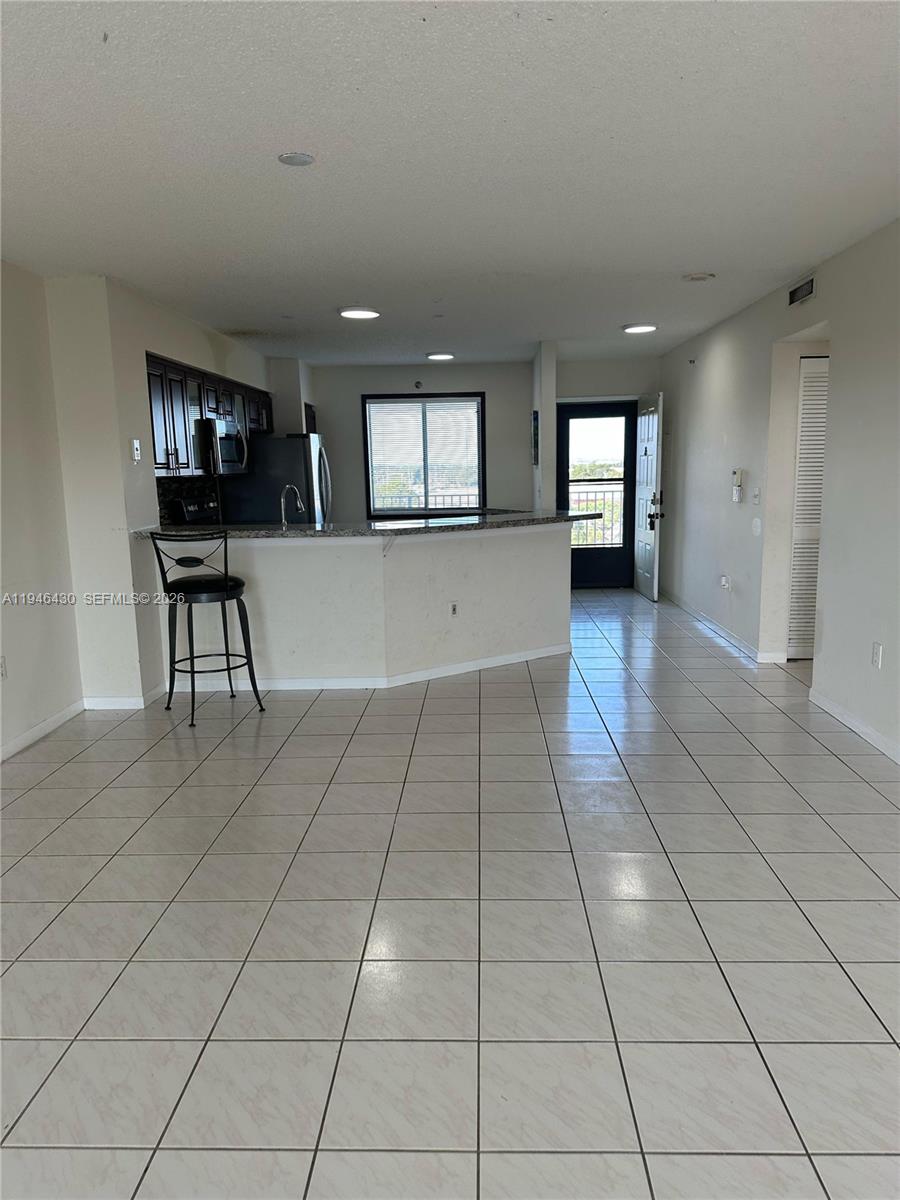 CYPRESS BEND CONDOMINIUM - Residential