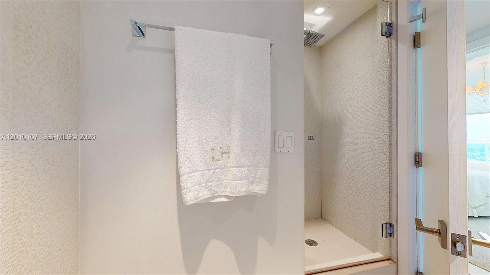 CAPOBELLA CONDO - Residential