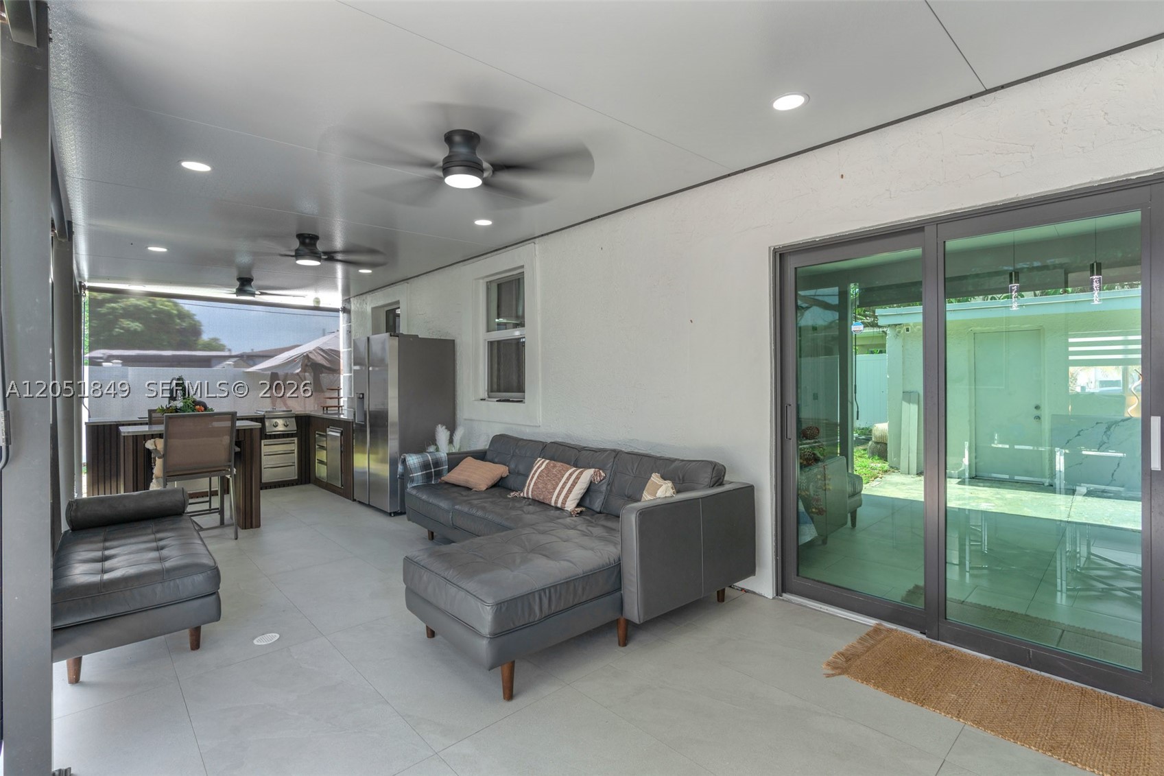 GOLDEN HIGHLANDS EST - Residential