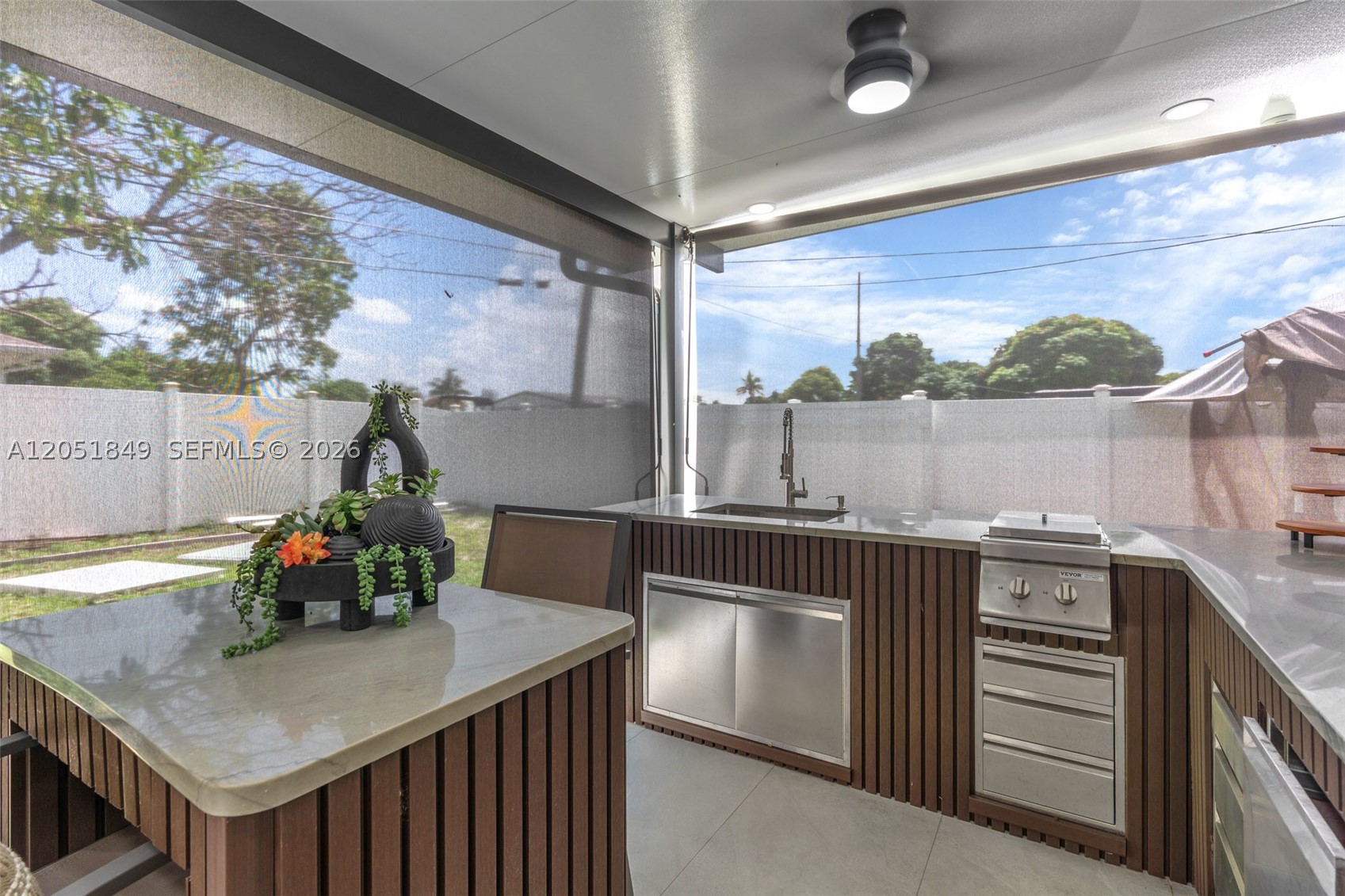 GOLDEN HIGHLANDS EST - Residential