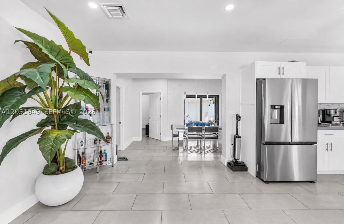 GOLDEN HIGHLANDS EST - Residential
