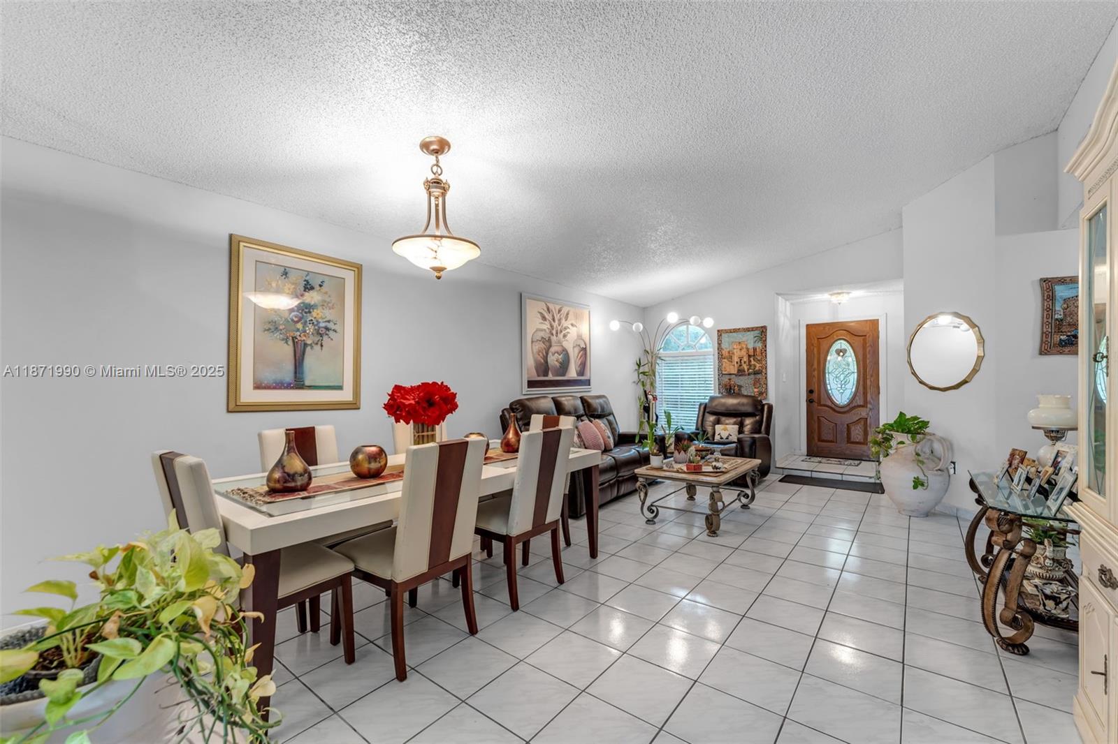 WEST GARDEN HOMES AT LAGO - Residential