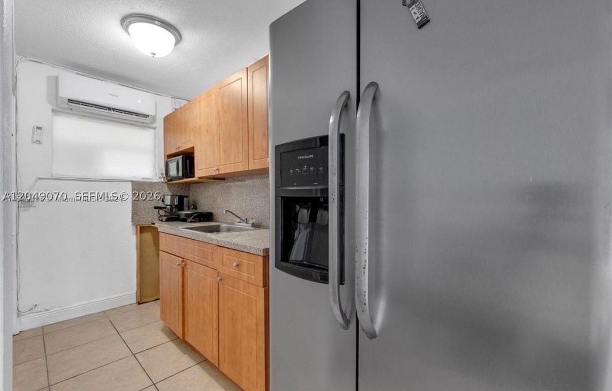 HIALEAH 9TH ADDN - Residential Income