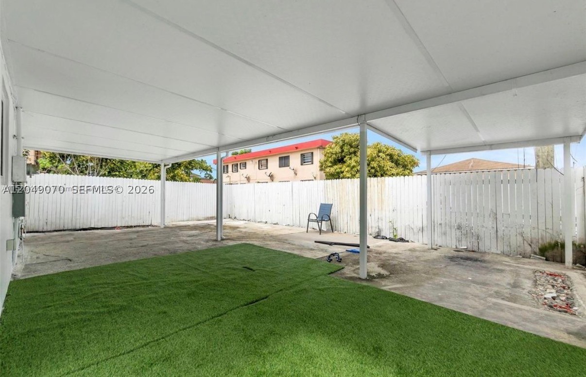 HIALEAH 9TH ADDN - Residential Income