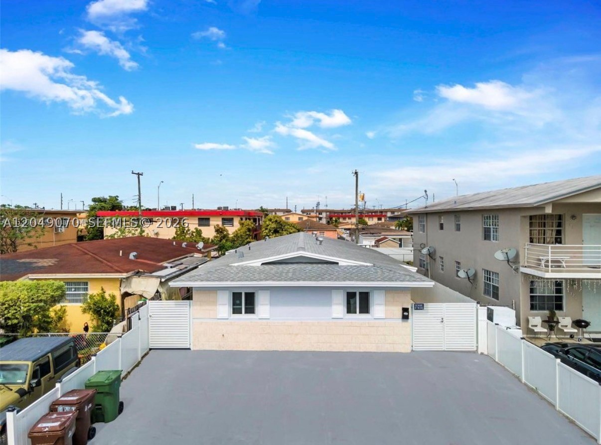 HIALEAH 9TH ADDN - Residential Income
