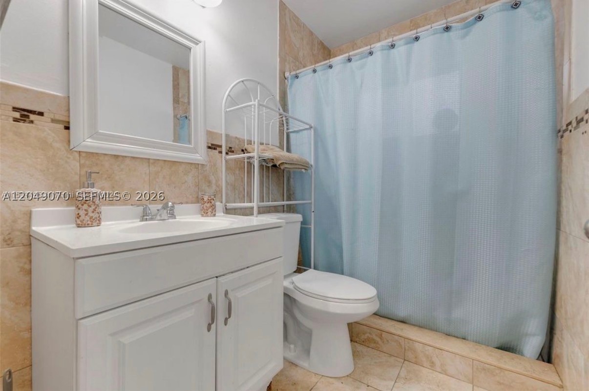 HIALEAH 9TH ADDN - Residential Income
