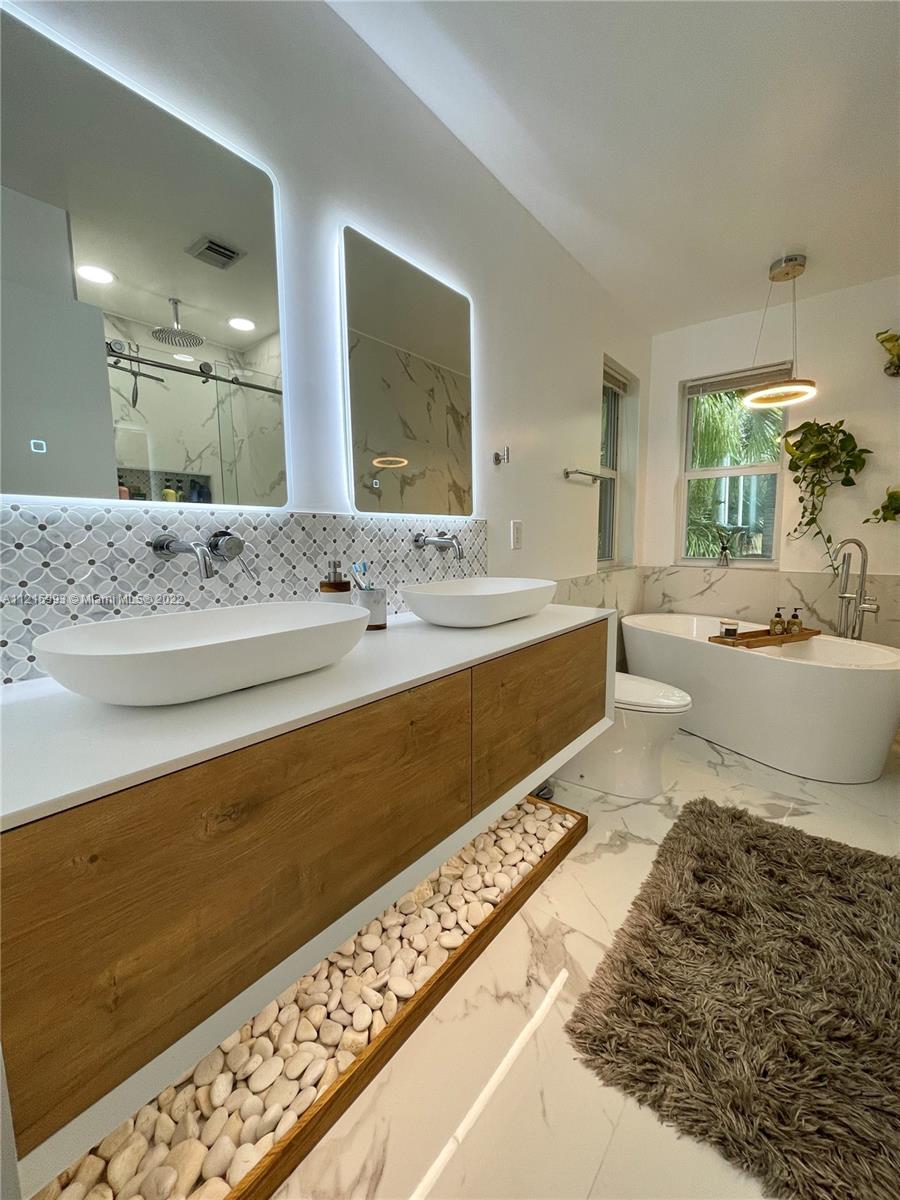 WESTLAKE VILLAGE PLAT - Residential Lease
