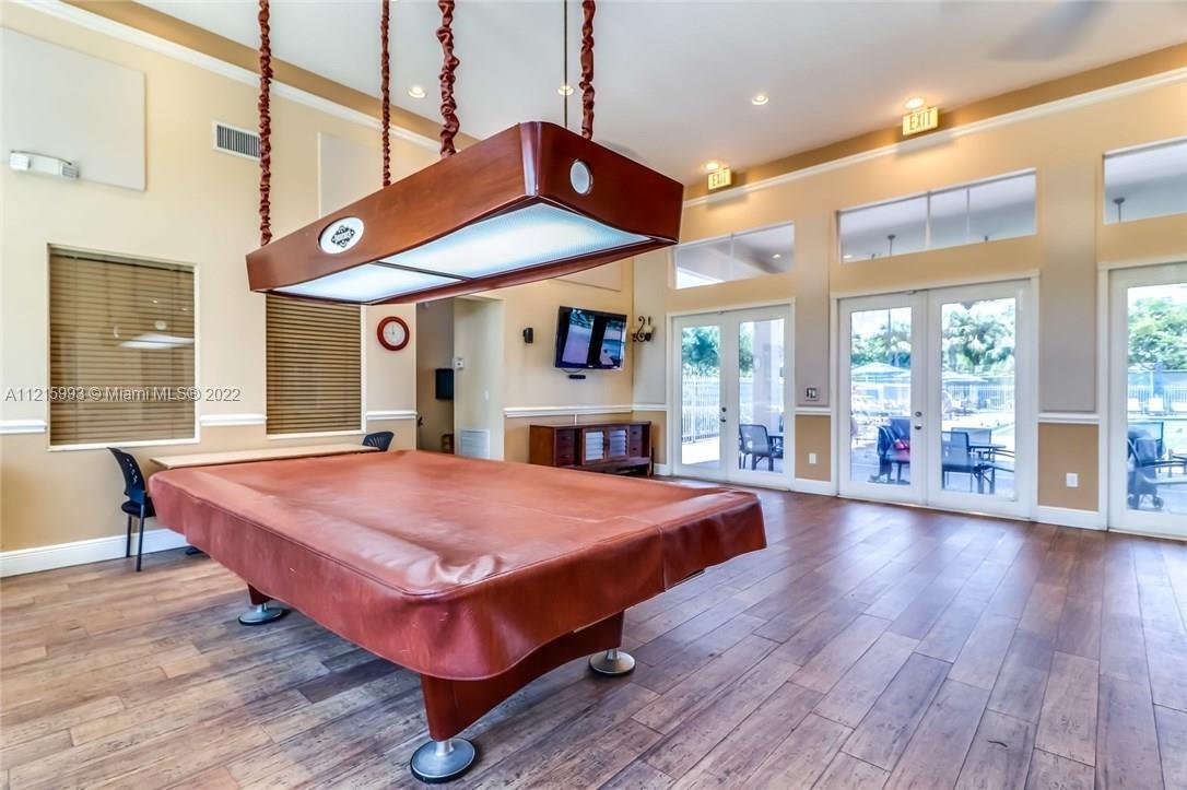 WESTLAKE VILLAGE PLAT - Residential Lease