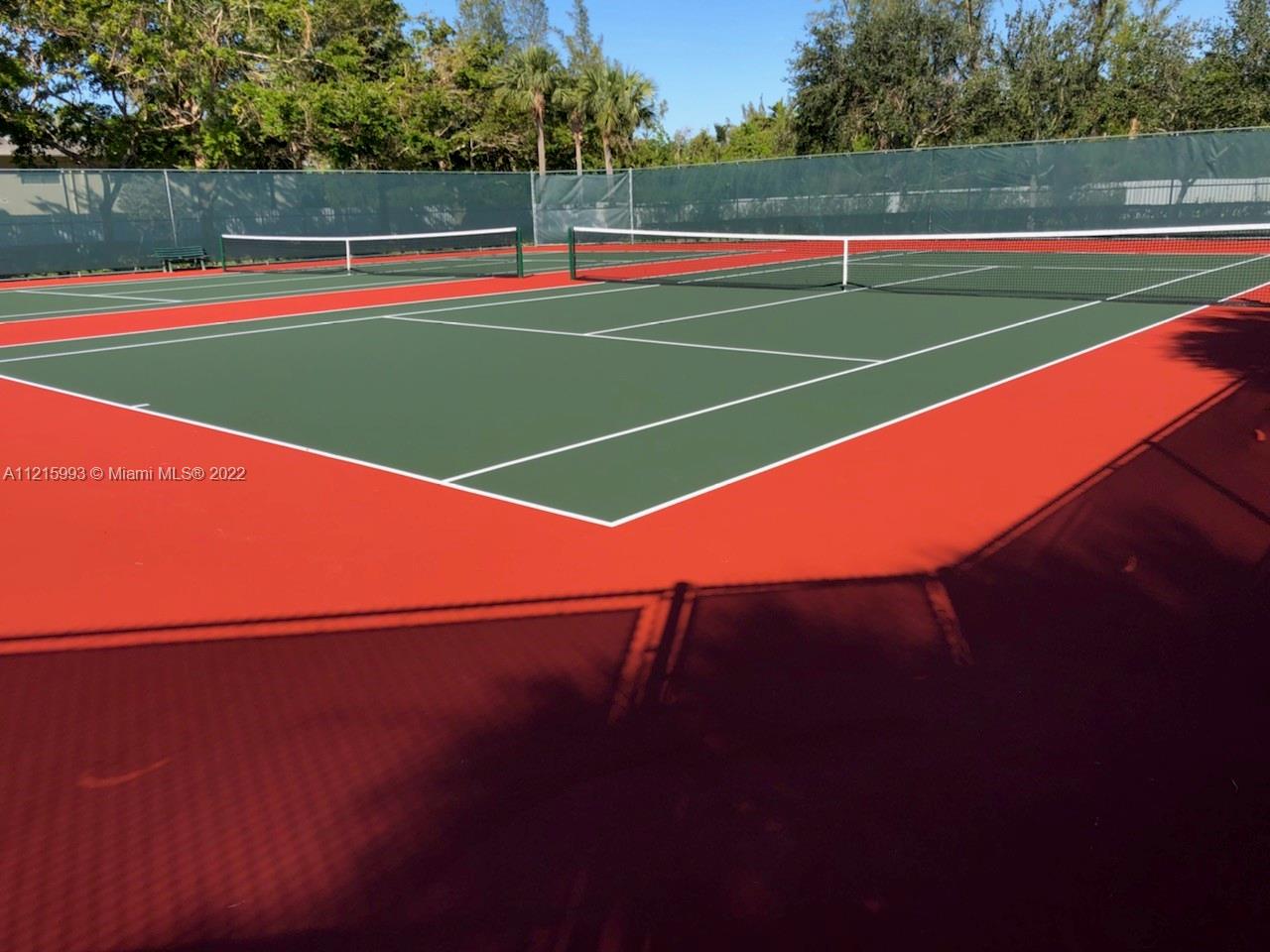 WESTLAKE VILLAGE PLAT - Residential Lease