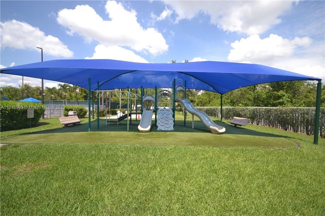 WESTLAKE VILLAGE PLAT - Residential Lease
