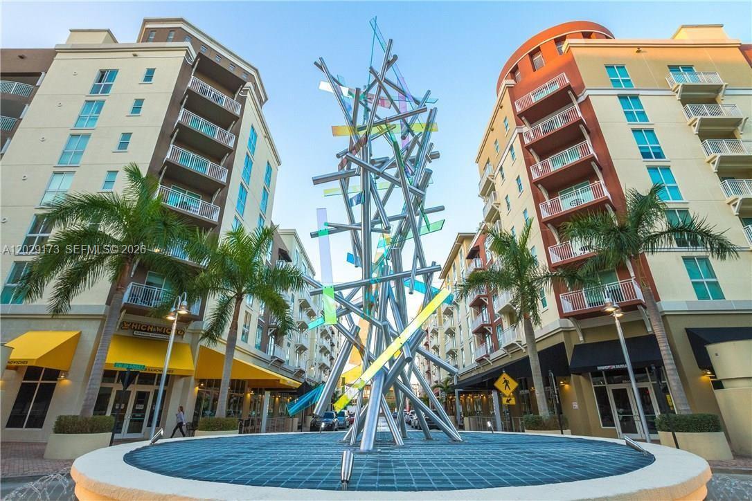 Amazing unit at Building B in Downtown Dadeland 1/1 with 797 sq ft.Kitchen wi/white wood kitchen cabinets, granite counter top, s/s appliances, tile floors in living areas. 
The Dadeland area is centrally located, close to South Miami, Coral Gables, Pinecrest. Across the street from the famous Dadeland Mall. Short drive to UM, major hospitals, MIA. Walking distance to MetroRail,  
shopping, restaurants, supermarkets.
