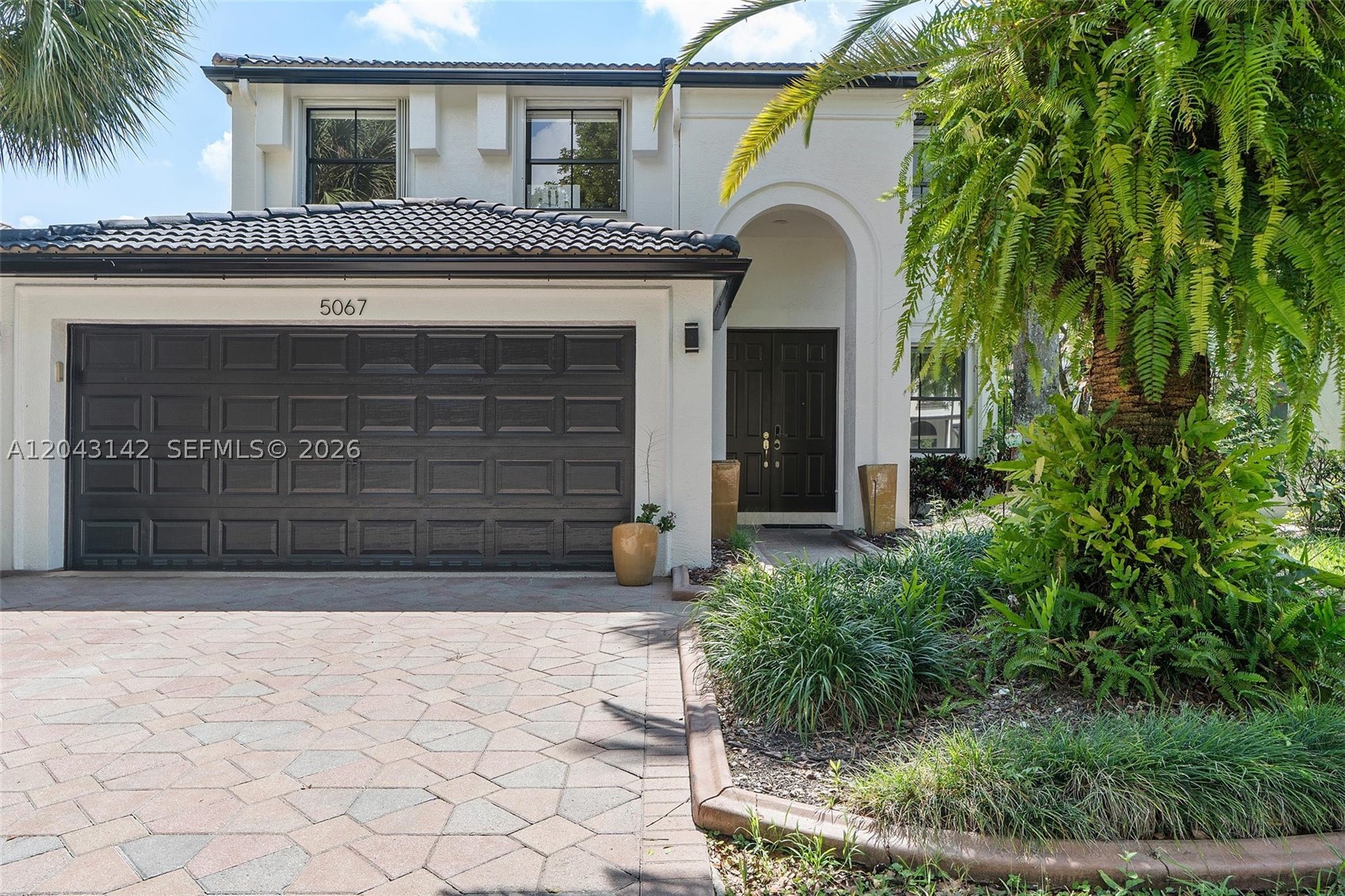 RIVIERA ISLES II - Residential