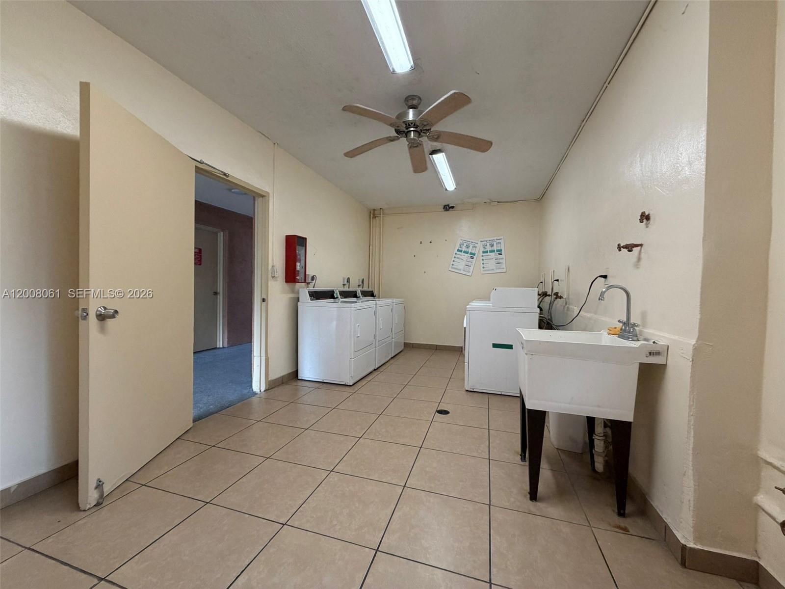 LAKEVIEW GARDENS AT MIAMI - Residential