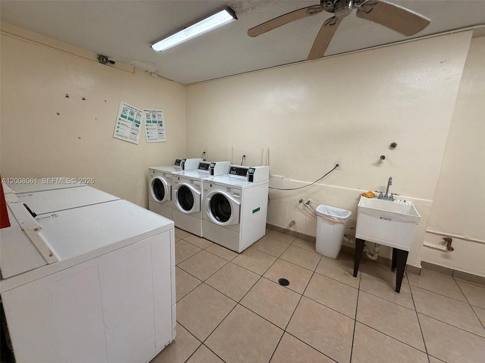 LAKEVIEW GARDENS AT MIAMI - Residential