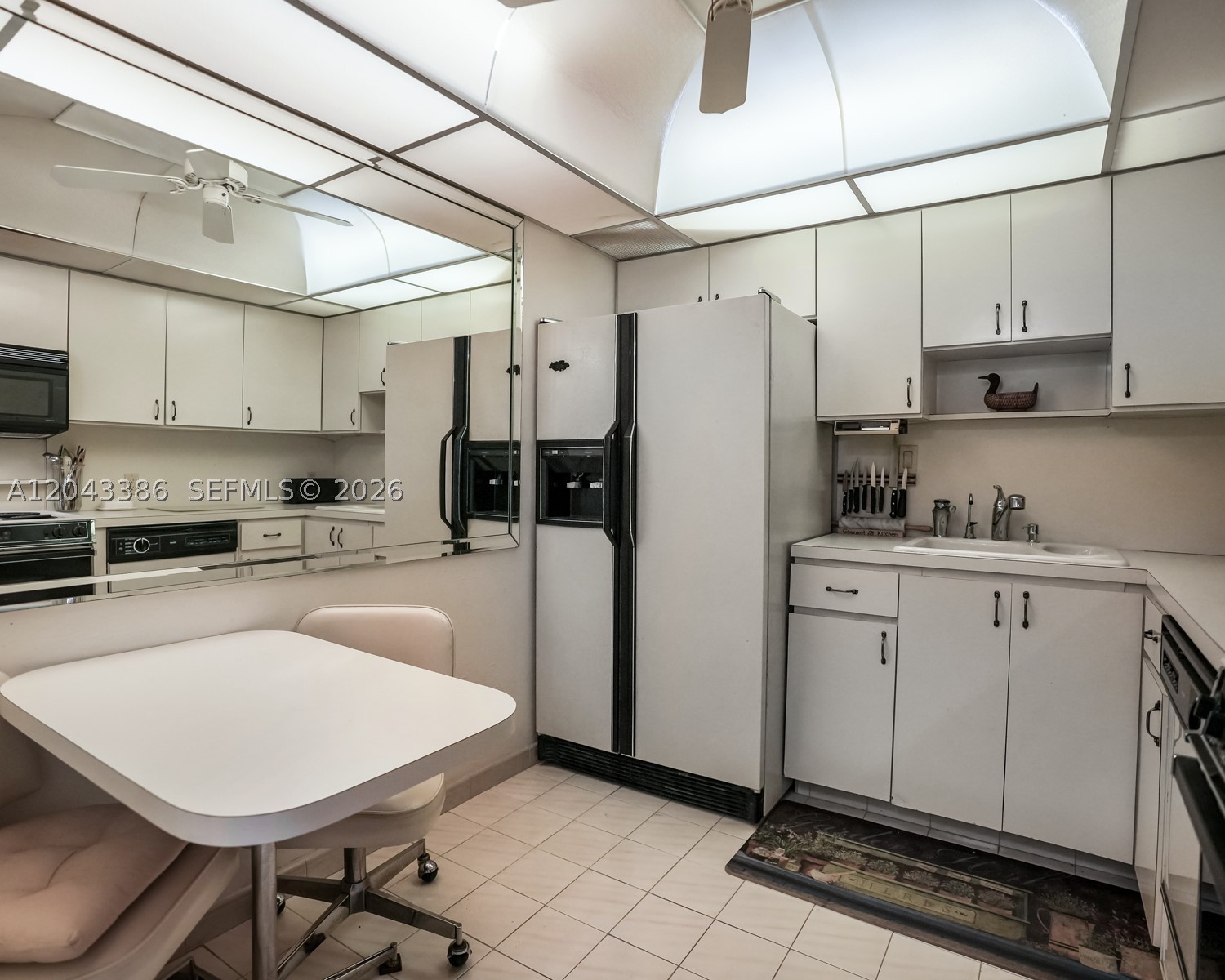 ARLEN HOUSE EAST CONDO - Residential