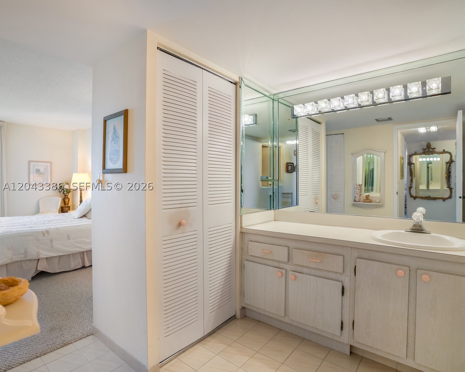 ARLEN HOUSE EAST CONDO - Residential