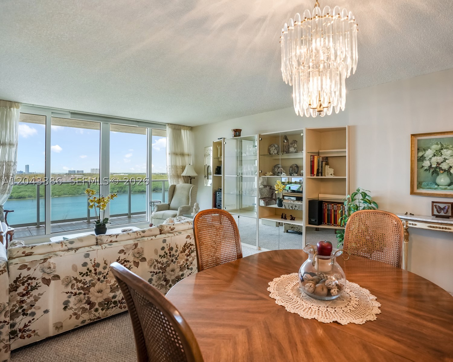 ARLEN HOUSE EAST CONDO - Residential