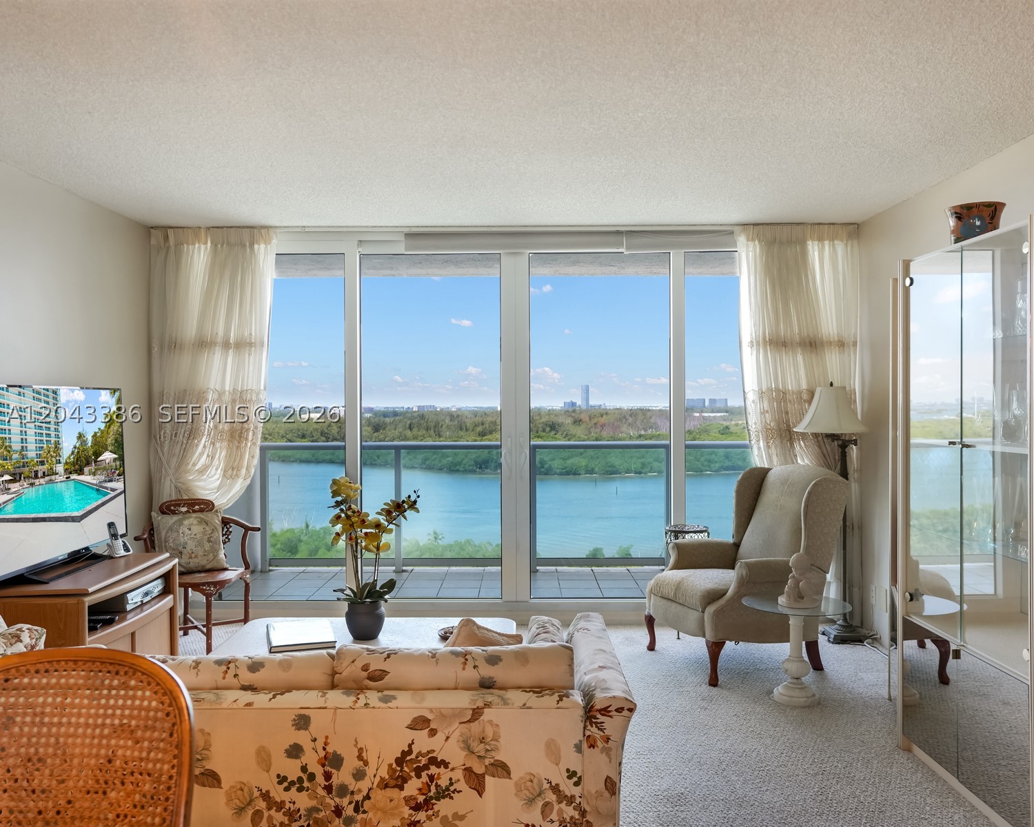ARLEN HOUSE EAST CONDO - Residential