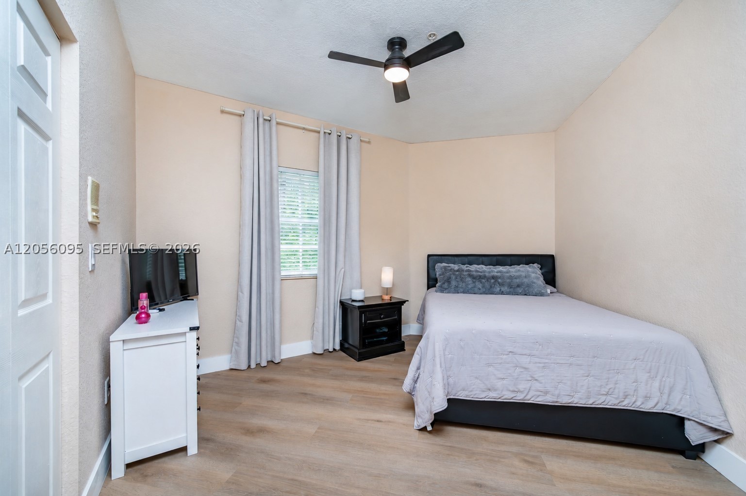 LAS BRISAS AT DORAL CONDO - Residential