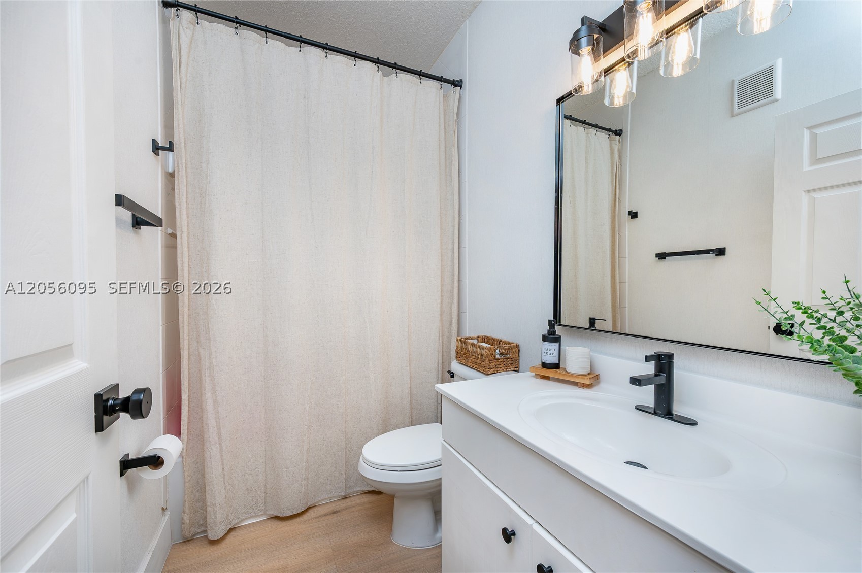 LAS BRISAS AT DORAL CONDO - Residential