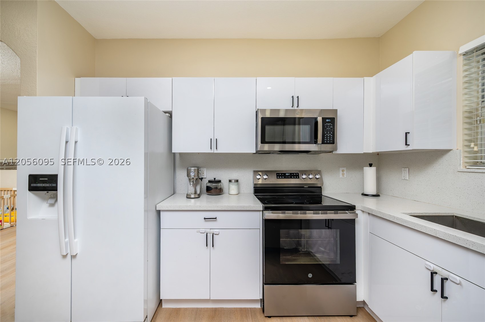 LAS BRISAS AT DORAL CONDO - Residential