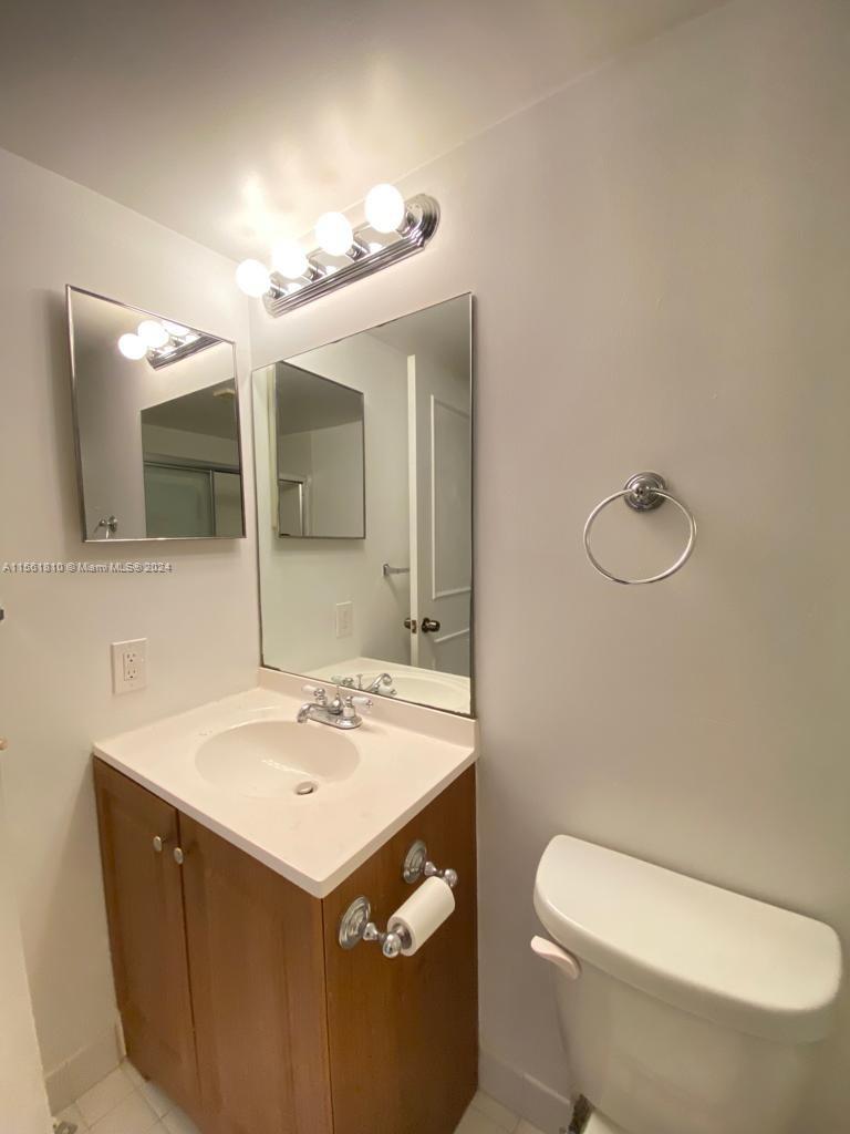 BRICKELL KEY II CONDO - Residential Lease