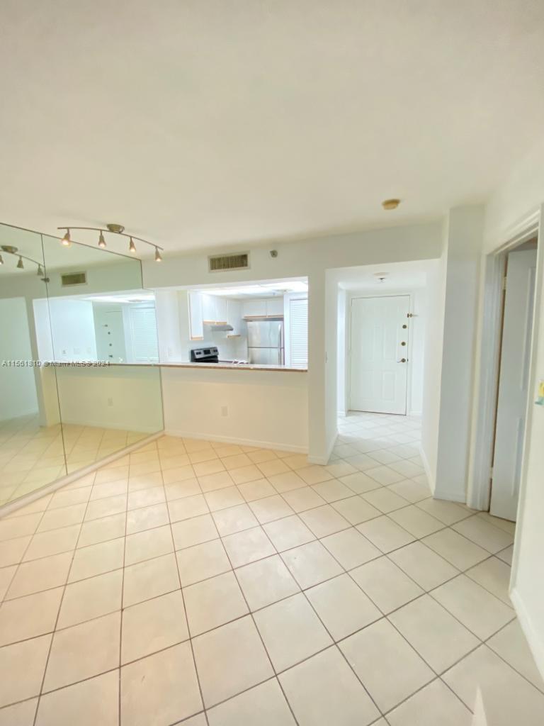 BRICKELL KEY II CONDO - Residential Lease