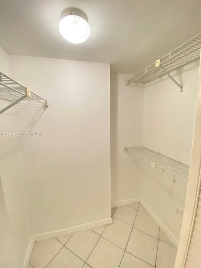 BRICKELL KEY II CONDO - Residential Lease