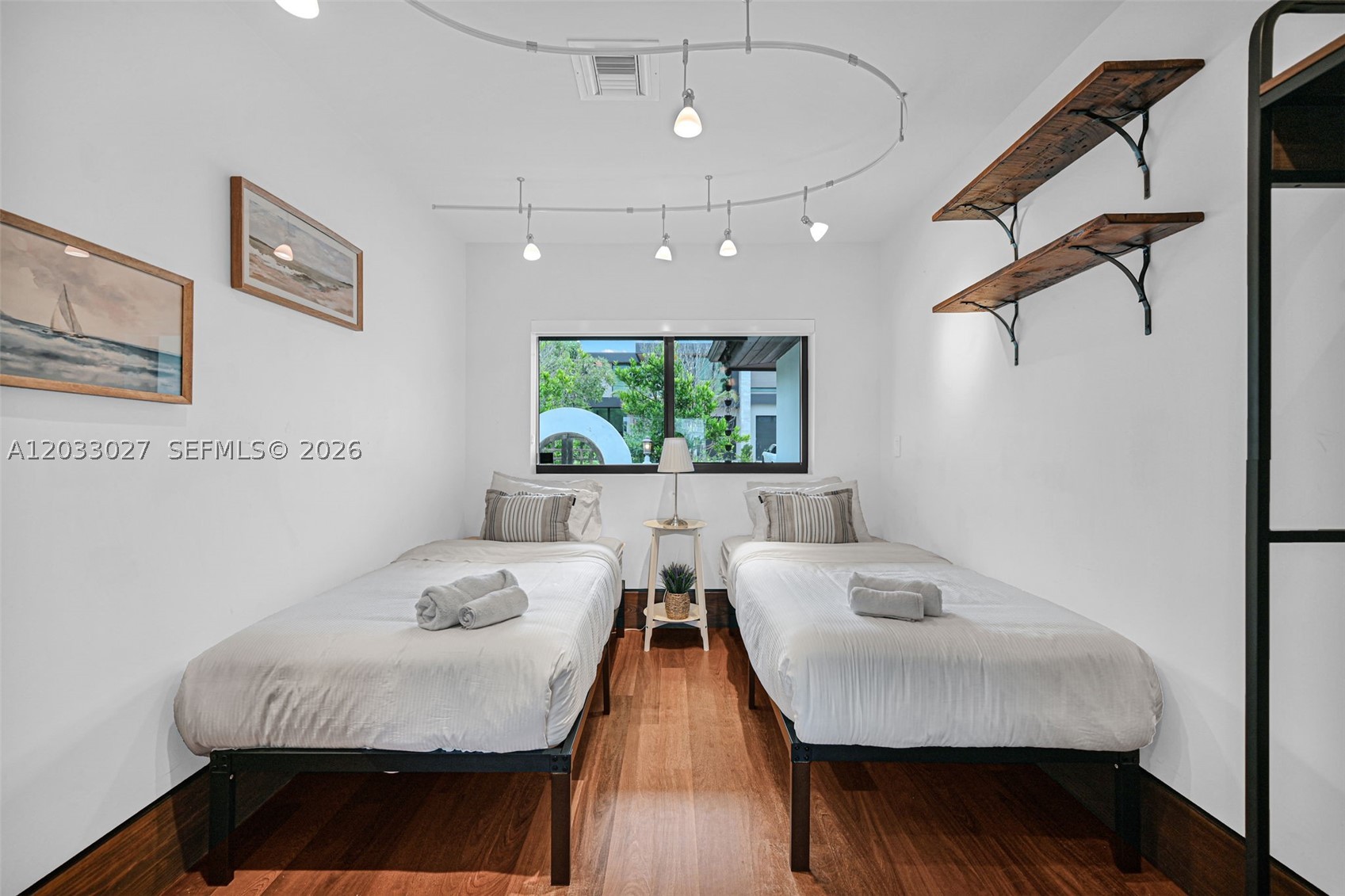 GOULD ISLAND - Residential