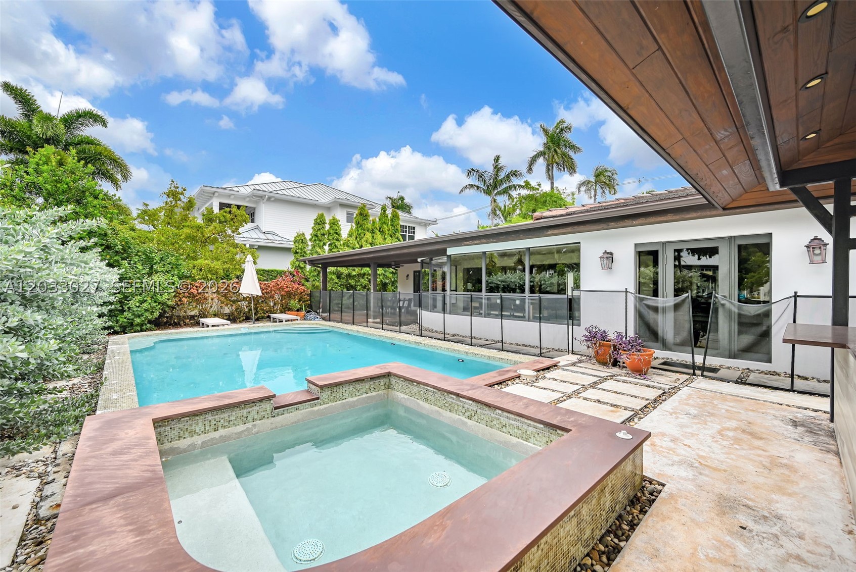 GOULD ISLAND - Residential