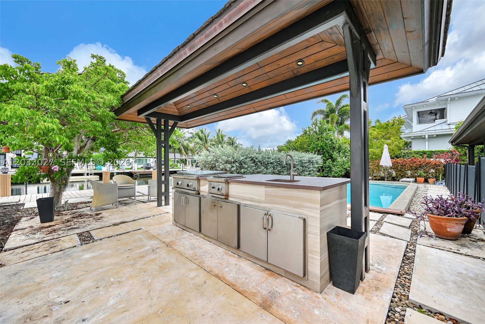 GOULD ISLAND - Residential