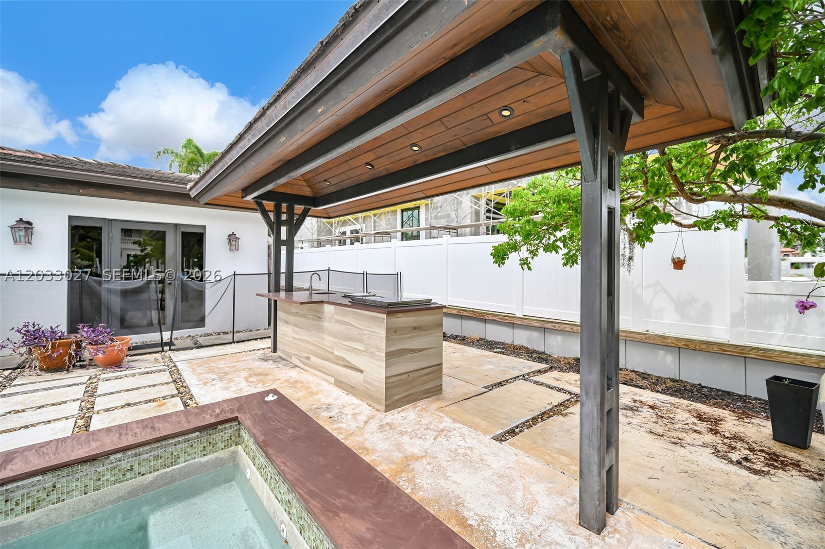 GOULD ISLAND - Residential