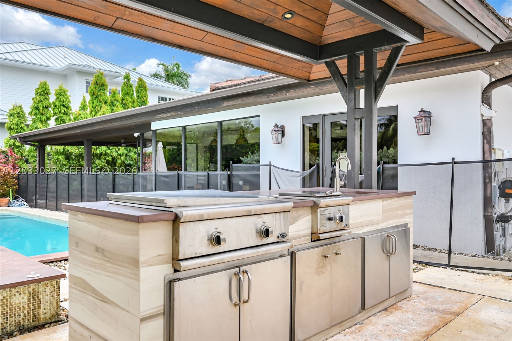 GOULD ISLAND - Residential