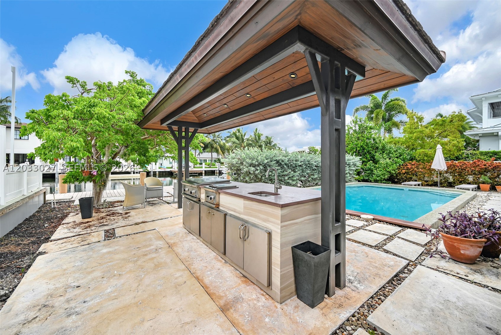 GOULD ISLAND - Residential
