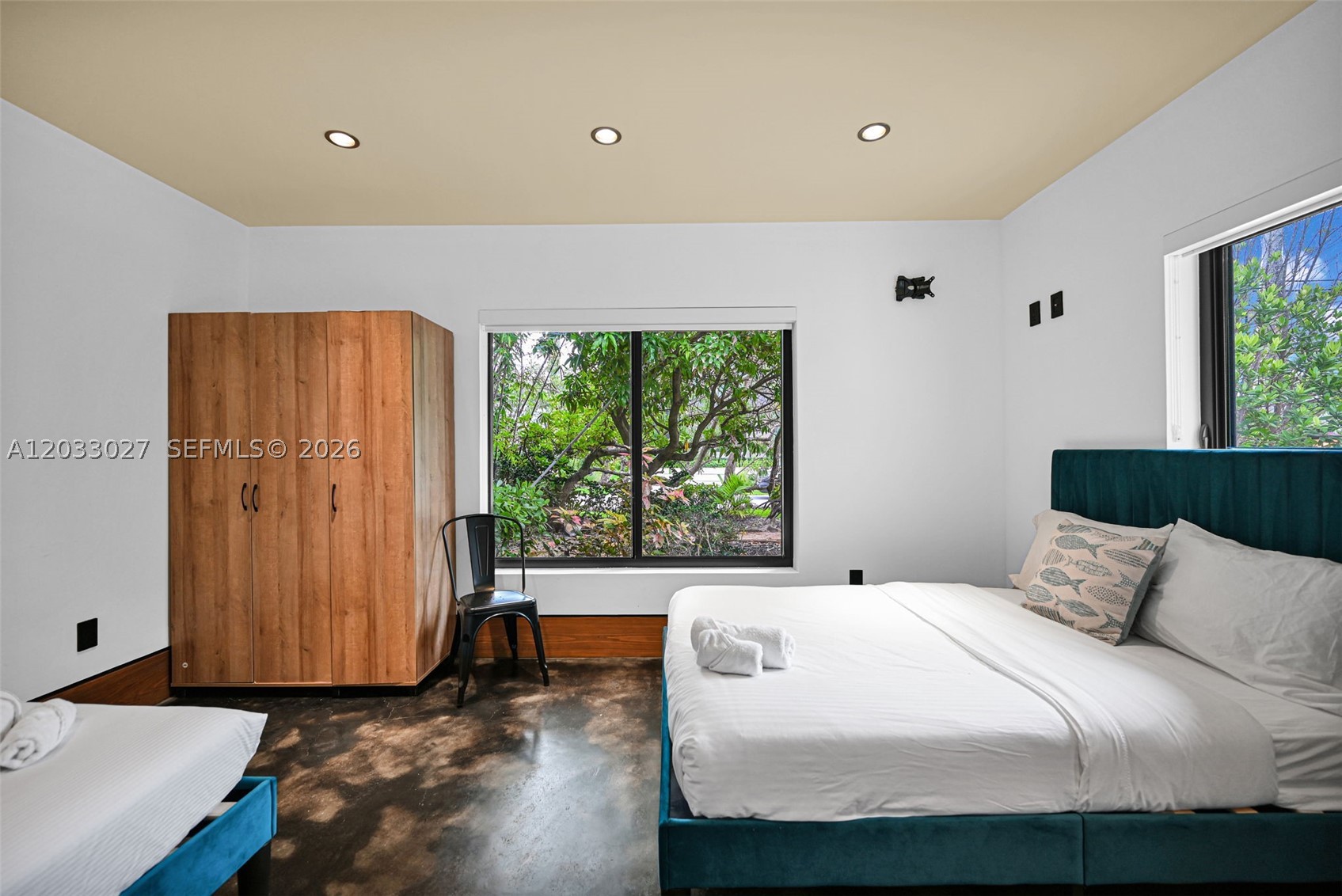 GOULD ISLAND - Residential