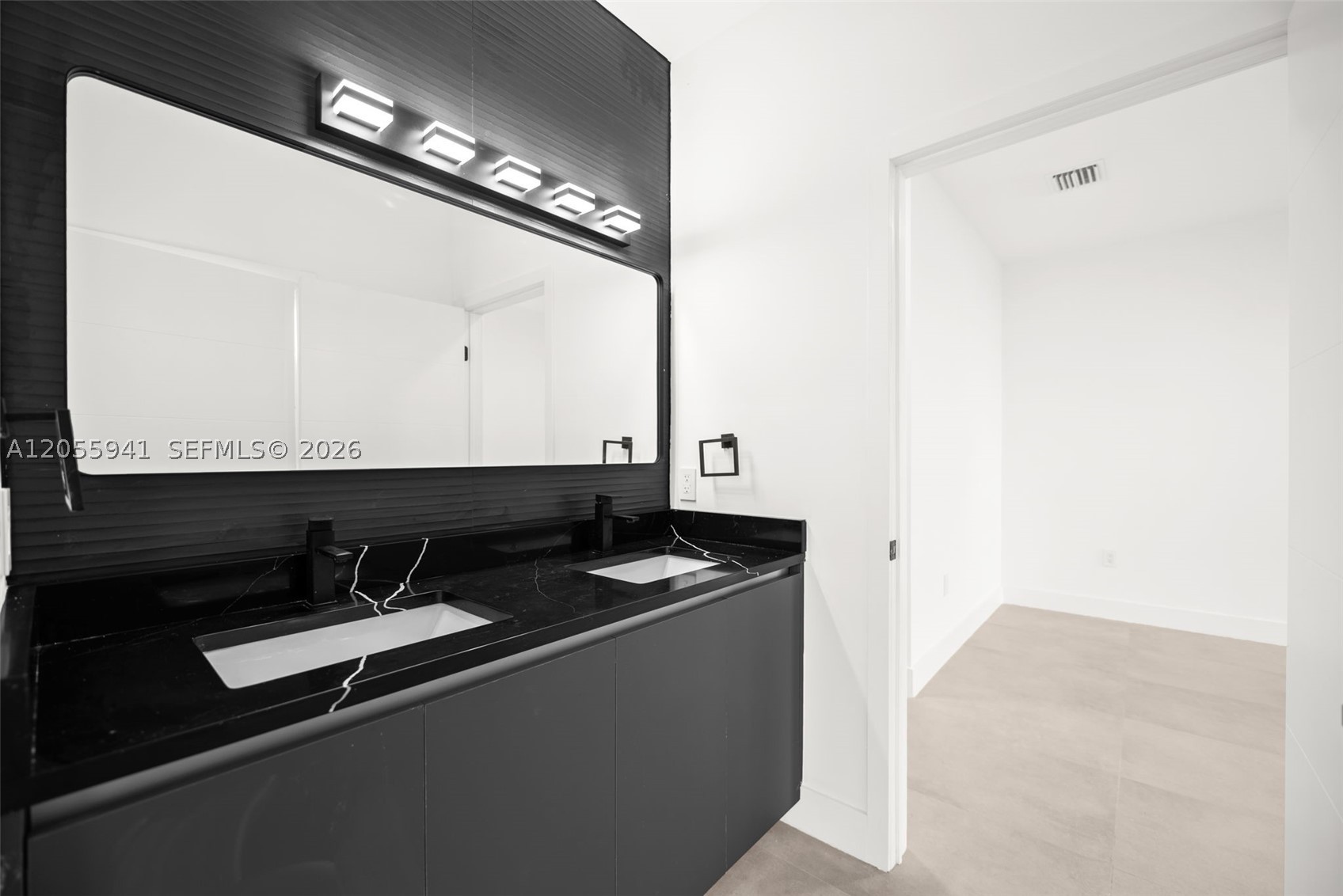 RAILWAY SHOPS ADDN 2ND AM - Residential Income