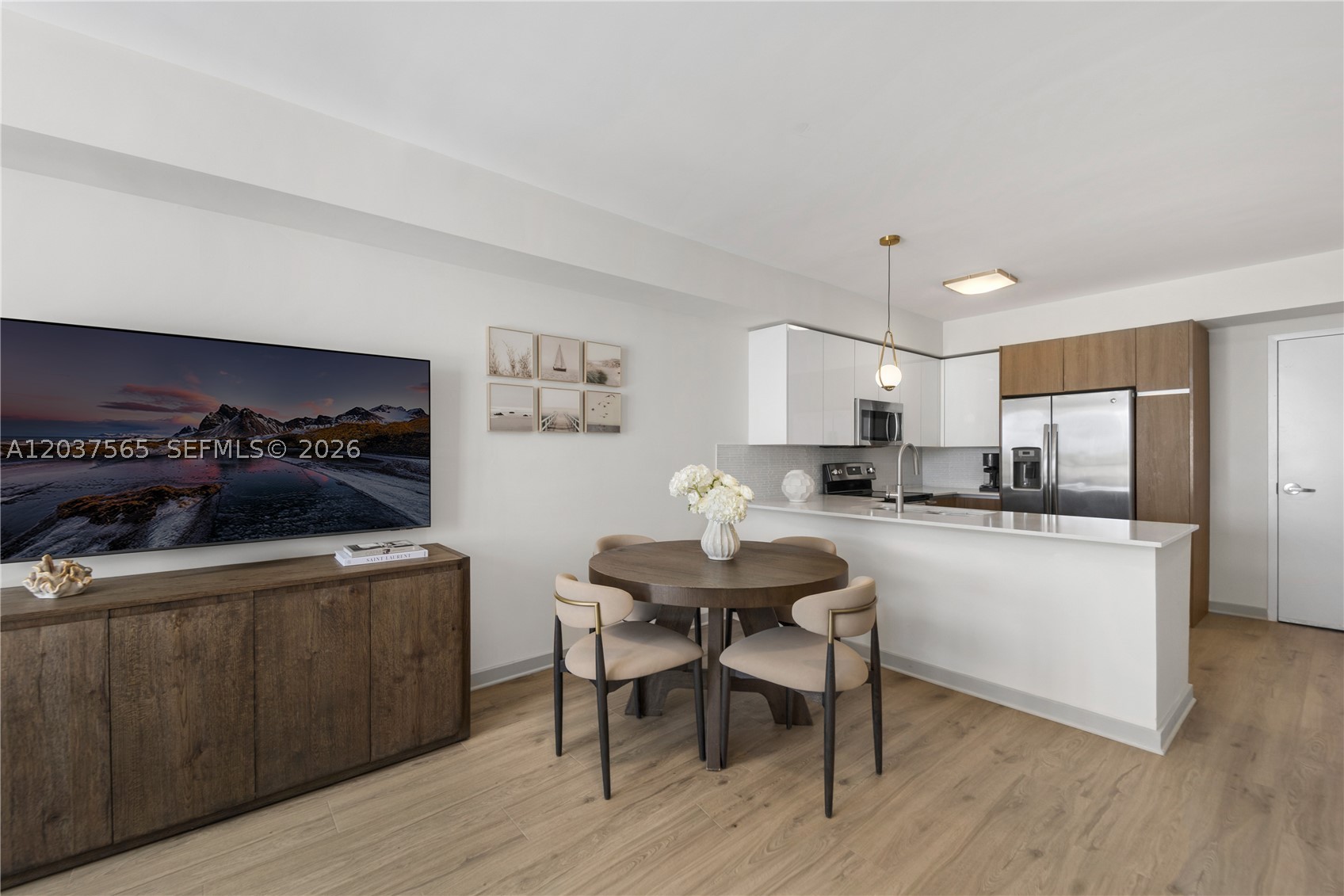 ENGLEWOOD PB 7-38 - Residential Lease