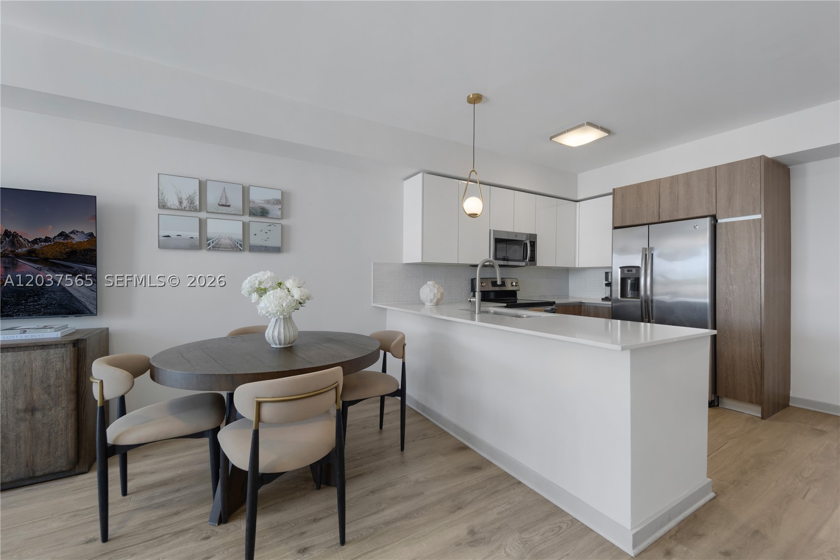 ENGLEWOOD PB 7-38 - Residential Lease