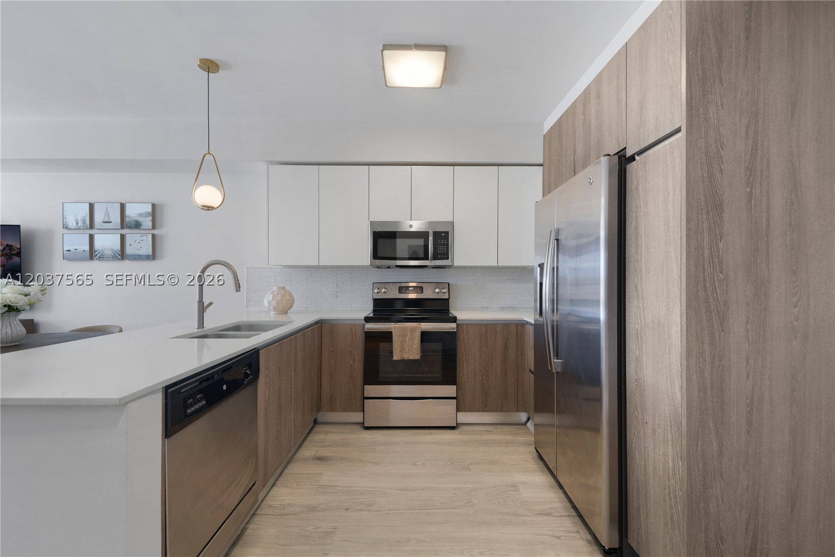 ENGLEWOOD PB 7-38 - Residential Lease